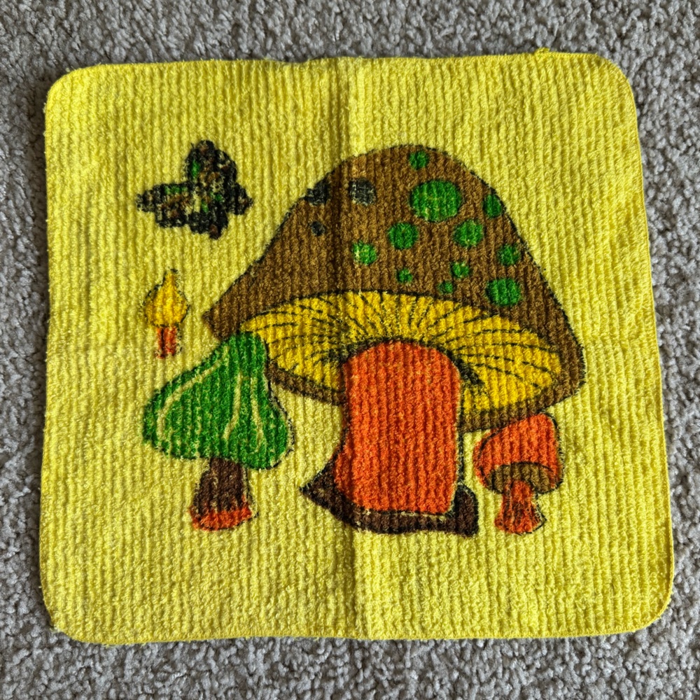 Cannon Yellow Mushroom Washcloth